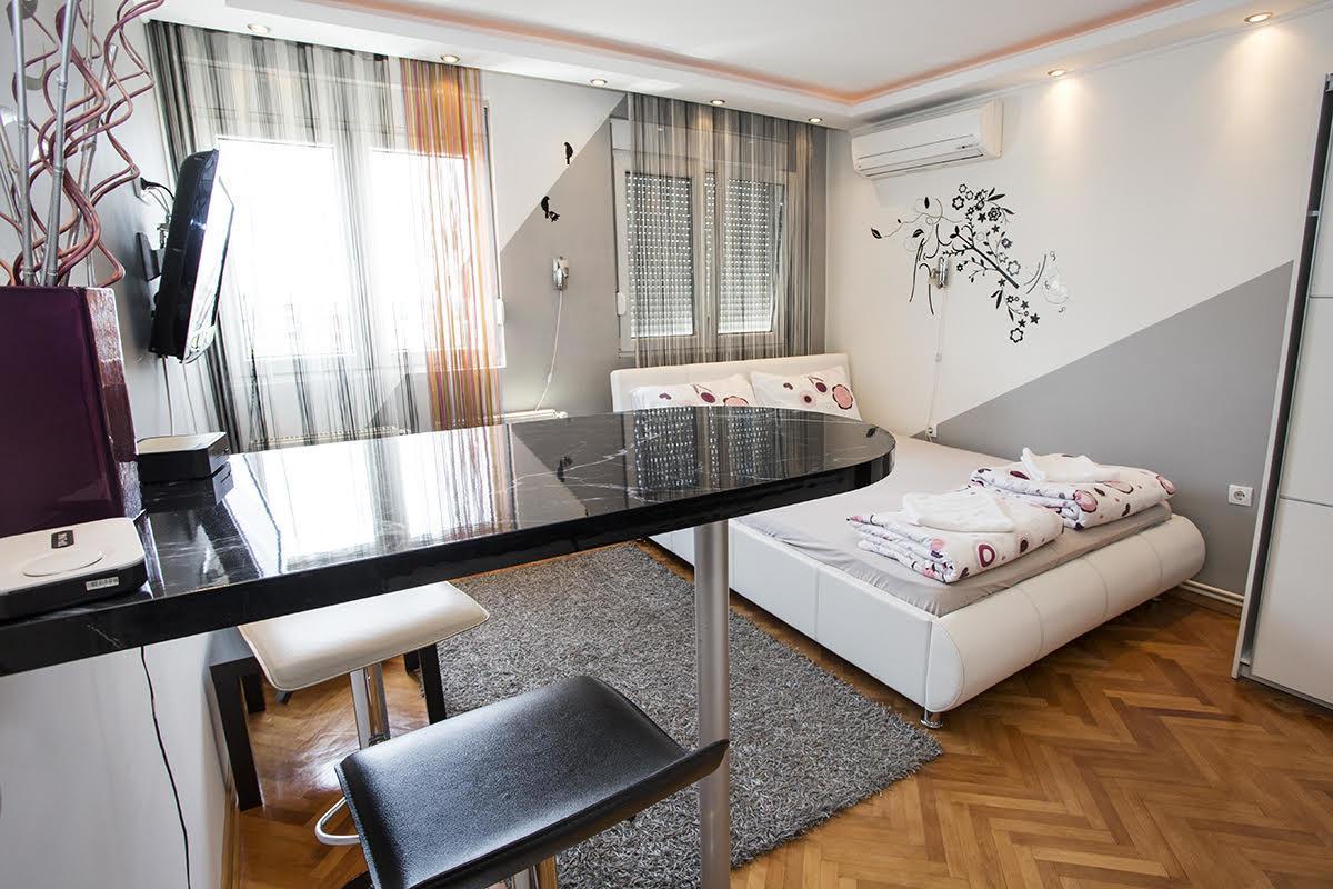Star Apartment Βελιγράδι Εξωτερικό φωτογραφία